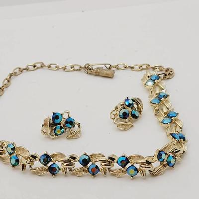 Vibrant Blue Aurora Necklace And Earrings Tassel Hang Tag