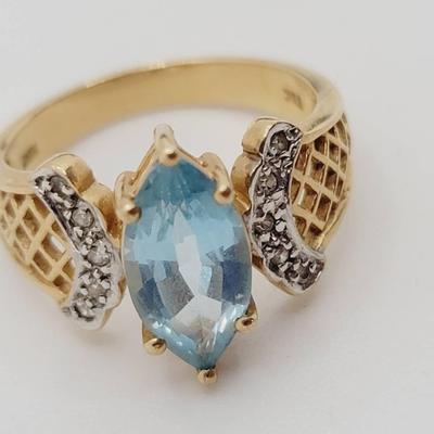 10k Yellow Gold Sz 5.5 Blue Topaz Diamond Ring