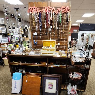 Sale Photo Thumbnail #23