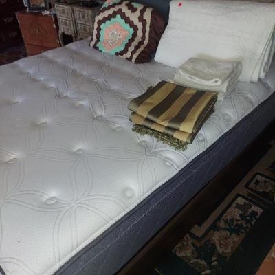 Sale Photo Thumbnail #57