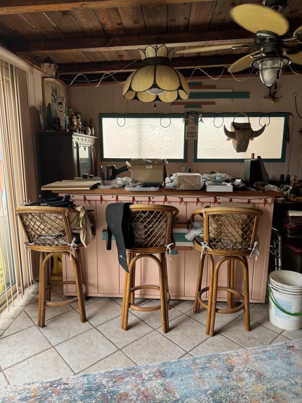 Sale Photo Thumbnail #100