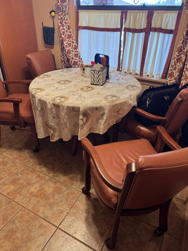 Sale Photo Thumbnail #98