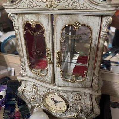 Sale Photo Thumbnail #46