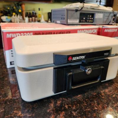 Sale Photo Thumbnail #123