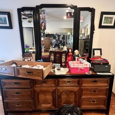 Sale Photo Thumbnail #34