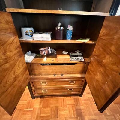 Sale Photo Thumbnail #36