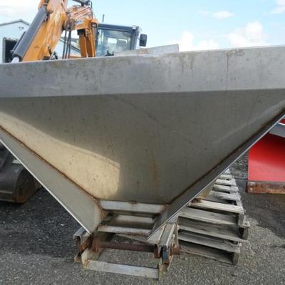 Sale Photo Thumbnail #5