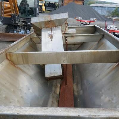 Sale Photo Thumbnail #4