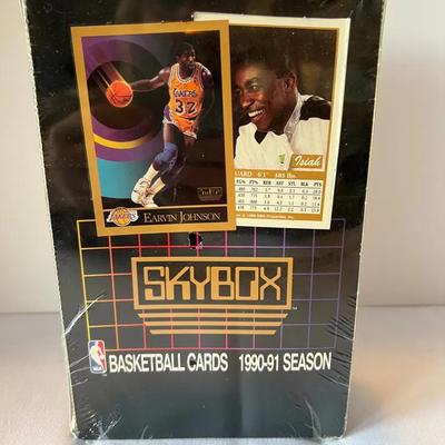 New Skybox 1990-91 Season NBA Basketball Cards Wax Box - Factory Sealed