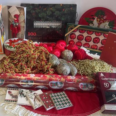 Large Lot Of Holiday Items, Lights, Bulbs,Garland bead, Paper, Tags Roy Rogers Christmas Story Book