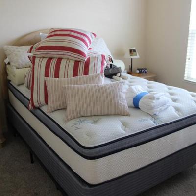 Sale Photo Thumbnail #79