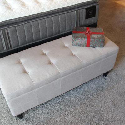 Sale Photo Thumbnail #108