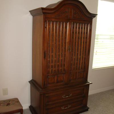 Sale Photo Thumbnail #98