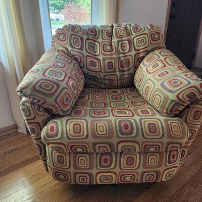 Rocking swivel shair