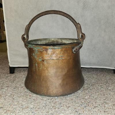 Copper kettle 10 h x 13 w base
