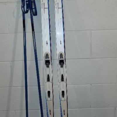 Womans cross country ski kit