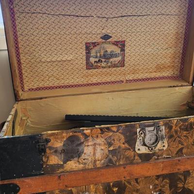 Flat back trunk inside