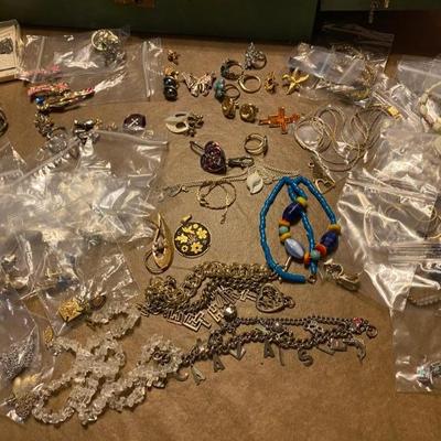 Sale Photo Thumbnail #82