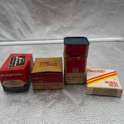 Sale Photo Thumbnail #560