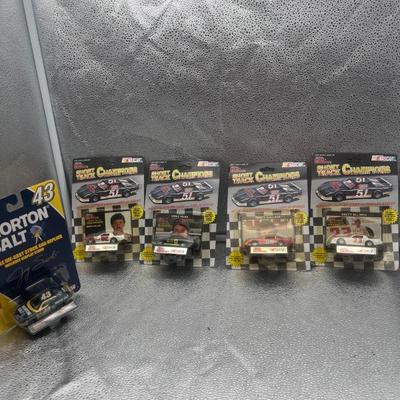 Sale Photo Thumbnail #117