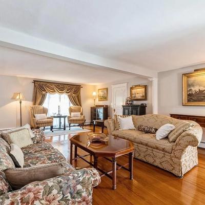 Sale Photo Thumbnail #4