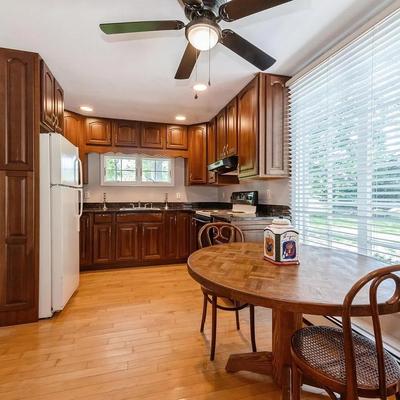 Sale Photo Thumbnail #15