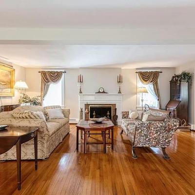 Sale Photo Thumbnail #3