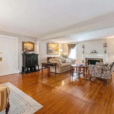 Sale Photo Thumbnail #5