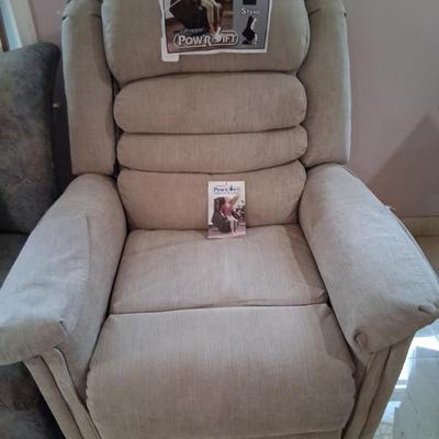 Power lift recliner. New.