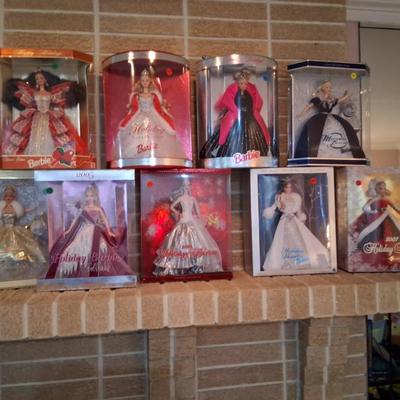 The holidays are coming! Barbies make great gifts!