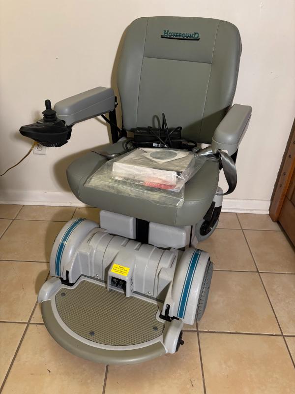 Sale Photo Thumbnail #25