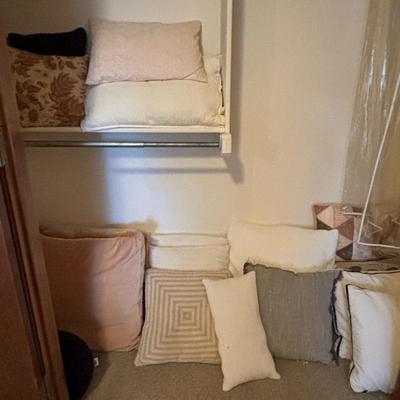 Sale Photo Thumbnail #96