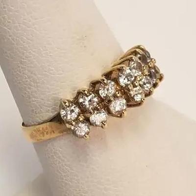 10K Gold Cubic Zirconia Ring - Size 6.75
