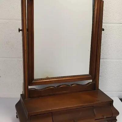 Victorian Style Dresser Top Mirror - 18x8x25”