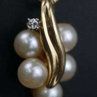 14K Gold Pearl Cluster Pendant Wirh Diamond Accent On 14K Box Chain Necklace