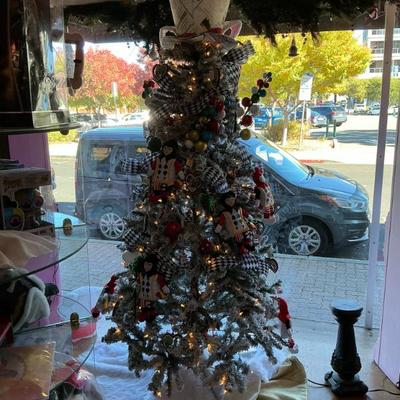 Sale Photo Thumbnail #10