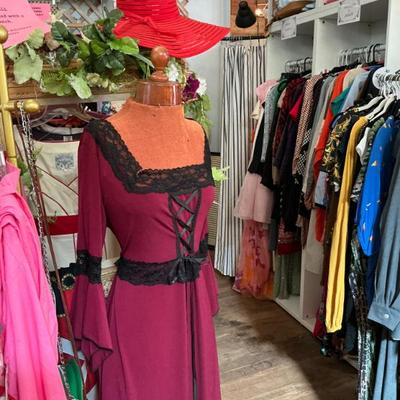 Sale Photo Thumbnail #108