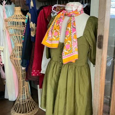 Sale Photo Thumbnail #99