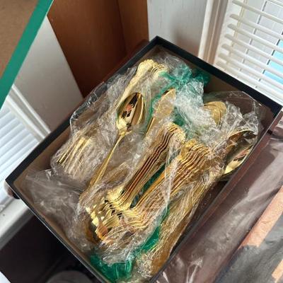 Sale Photo Thumbnail #144