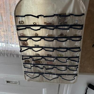 Sale Photo Thumbnail #154