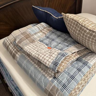 Sale Photo Thumbnail #287