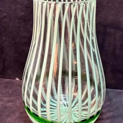 Art glass vase
