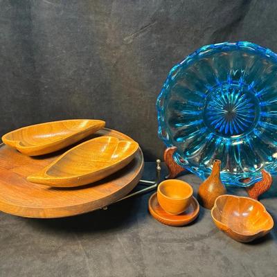 Gunsock vernco walnut serving tray and blue dish