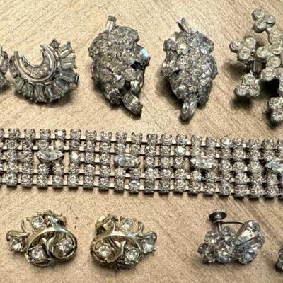 Vintage Clear Rhinestone Jewelry - Panel Bracelet - Pin & (4) Pairs Of Clip On Earrings - Weiss & Trifari