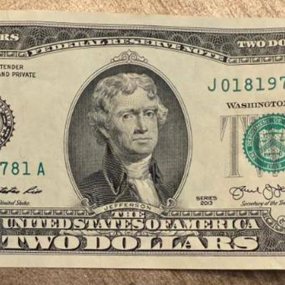 Series 2013 2 Dollar Bill