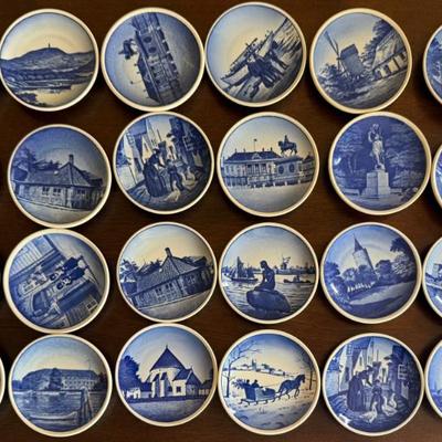 (24) 3.25" Denmark Royal Copenhagen Plates - Faiance