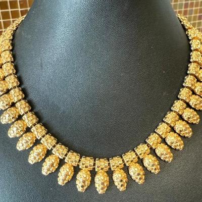 Gorgeous Vintage Coro Gold Dot 16 Inch Bibb Necklace