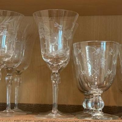 Lot Of Vintage Etched Water And Wine Glasses