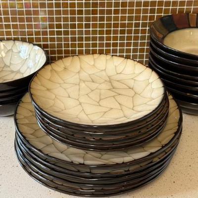 Partial Set Of Gibson Home China And (8) Pier 1 Import Bowls