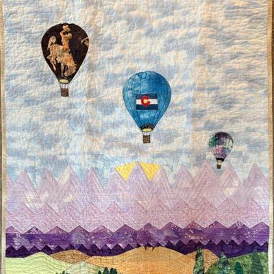 Hand And Machine Stitched 33" X 43" Colorado And Wyoming Air Balloon Quilt